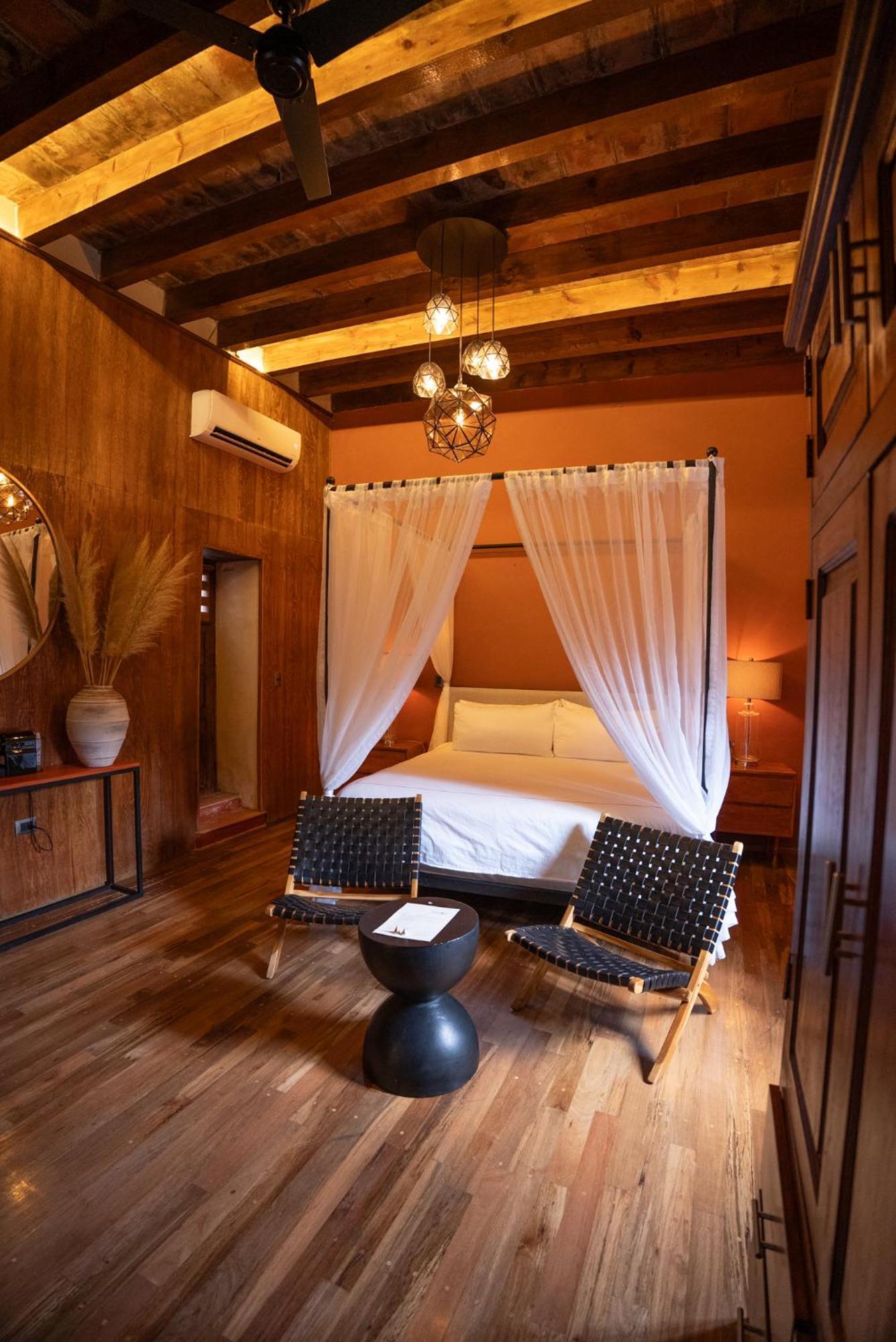 Bito'S Hotel Boutique Альенде Экстерьер фото